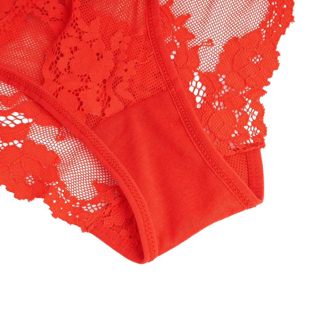Cueca Vermelha em Renda com Tiras Cruzadas - S
